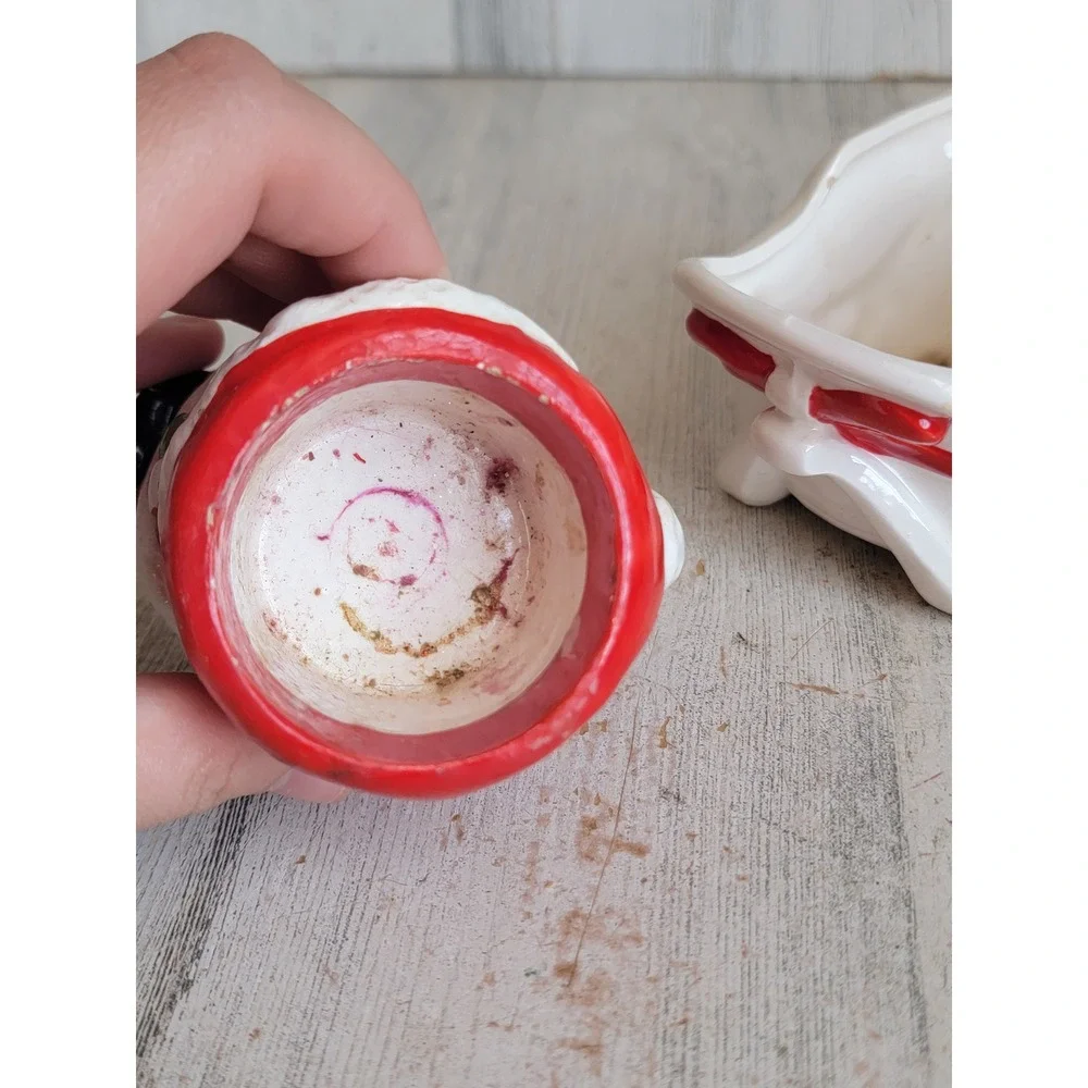 Vintage AS IS Santa Claus sled mini ceramic Xmas candle holder home decor